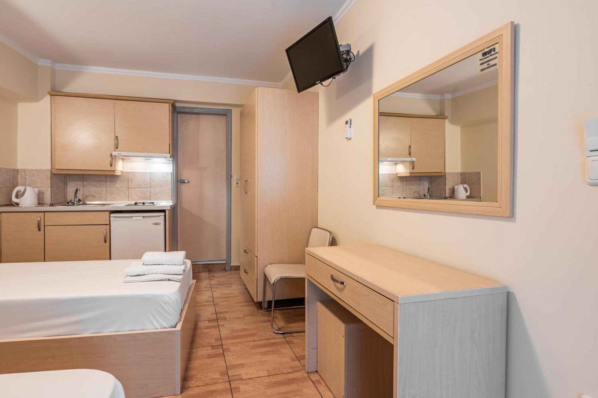 Fontana Luxury Rooms Mytilíni Buitenkant foto