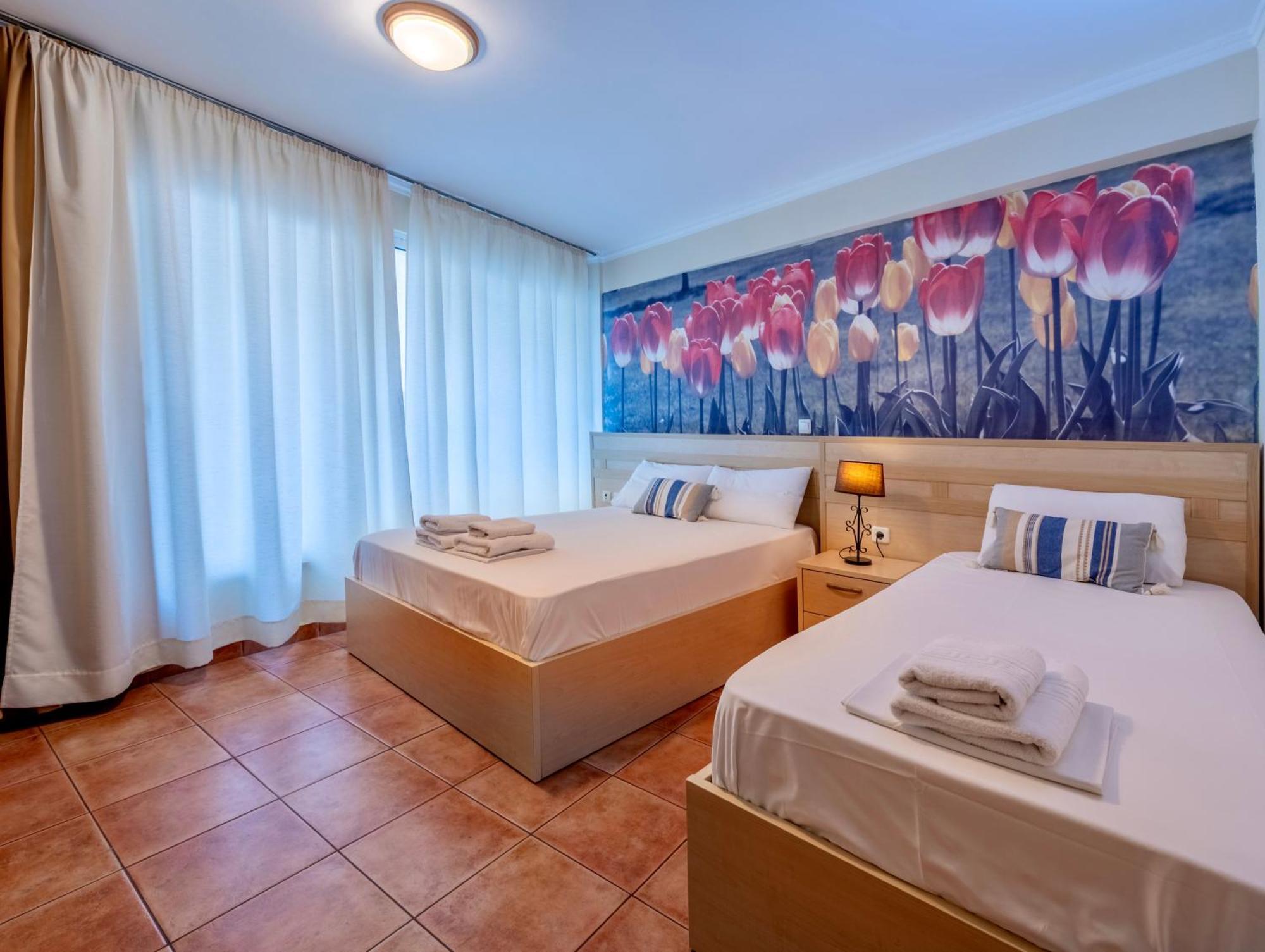 Fontana Luxury Rooms Mytilíni Buitenkant foto