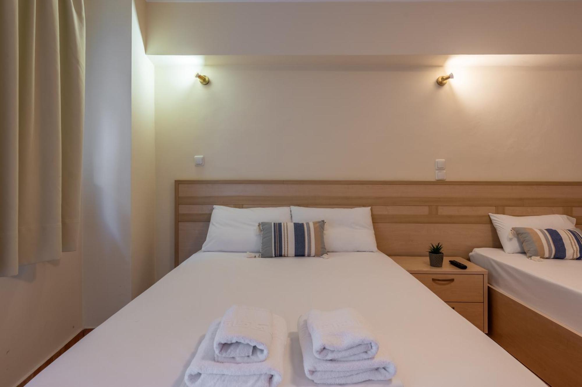Fontana Luxury Rooms Mytilíni Buitenkant foto